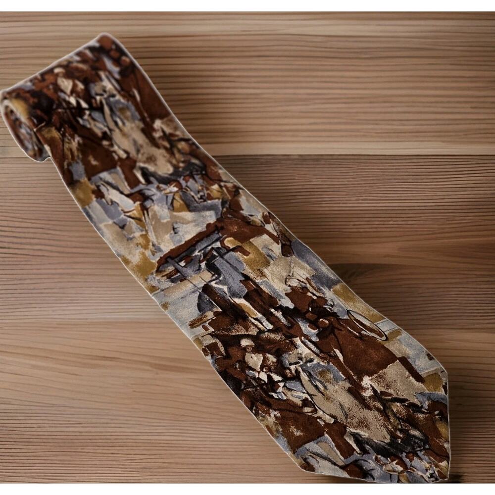 Charleston Tie Rack Men's Vintage 100% Silk Necktie Made In Italy Length 56”